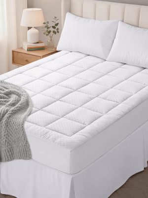 71dhmVdF1TL._AC_SL1500_.jpg RUGSREAL Full Quilted Fitted Mattress Pad C Soft Pillow Top Mattress Topper, Down Alternative Fill, Cooling Comfort Breathable Mattress Cover, Machine Washable Deep Pocket Mattress Protector, White